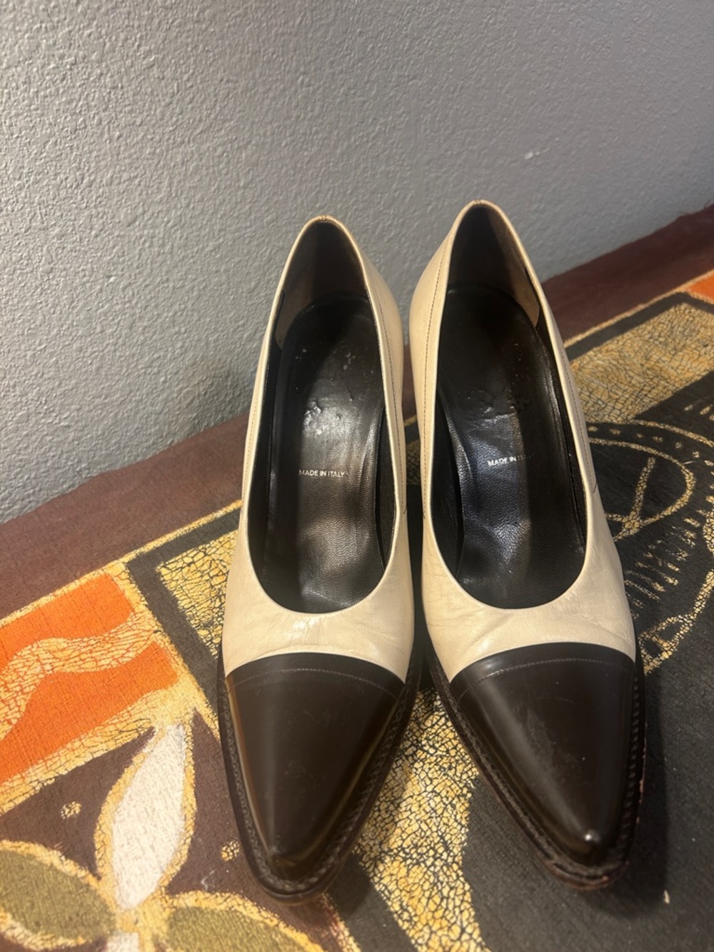 Best Offer🎯 Prada beige black two tone block heel 37, 7 Vtg 90’s